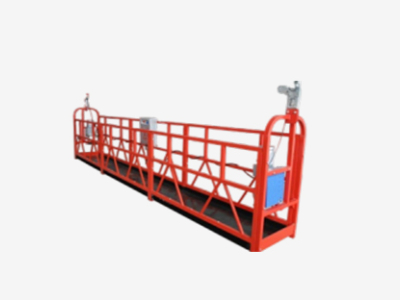 Paniers suspendus de chantier